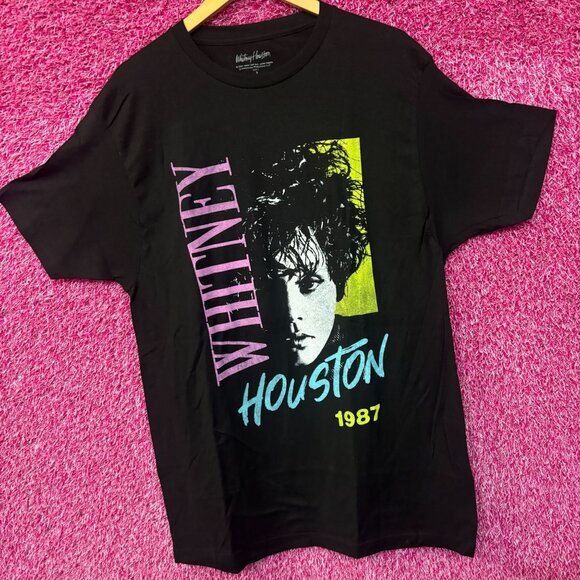 Whitney Houston 1987 oversized Music Tshirt size Small - Picture 3 of 4